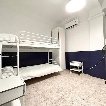 Az The Zity Hostel - Coliving Zaragoza Eksteriør bilde